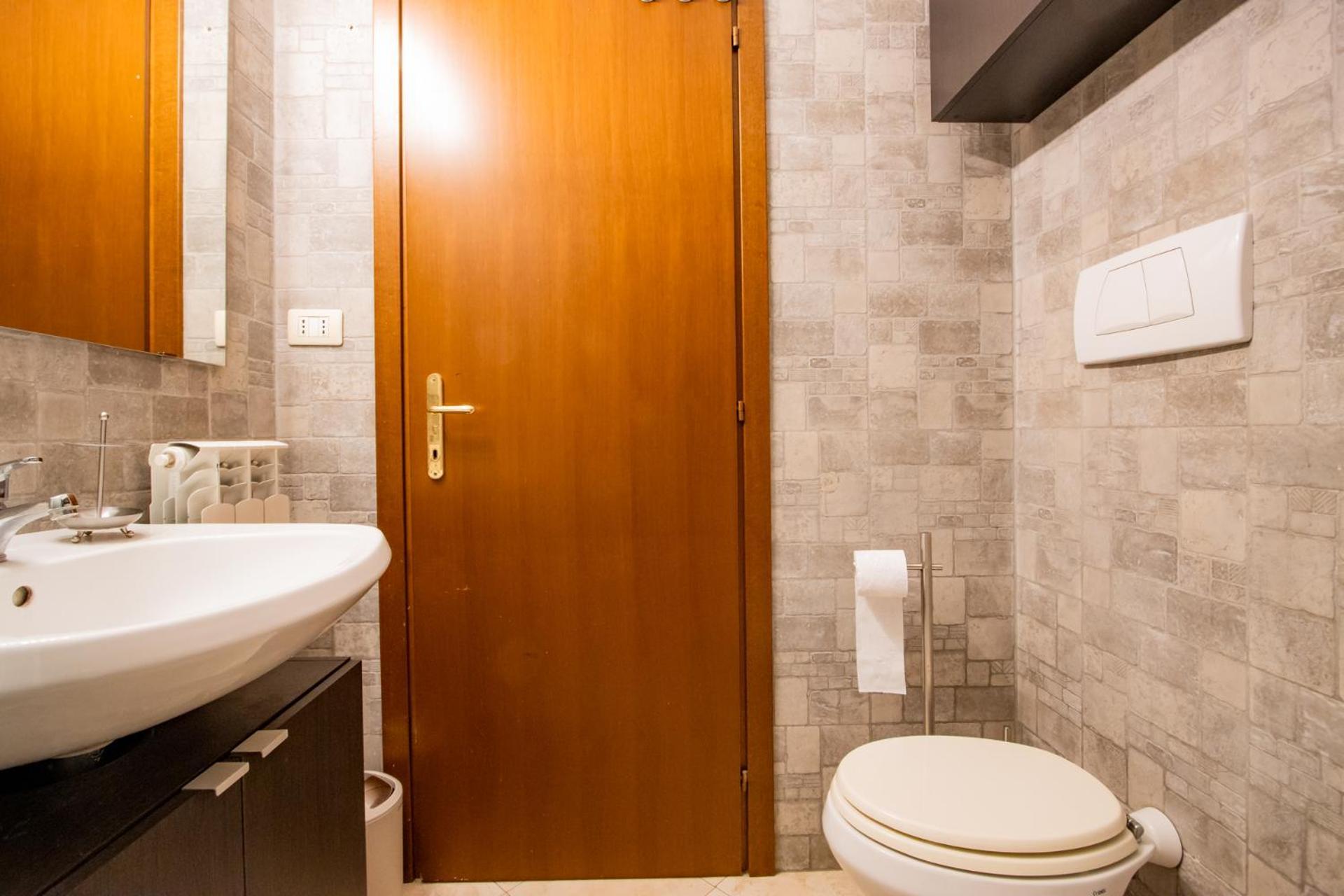 Calandra House - In The City Center トリノ エクステリア 写真